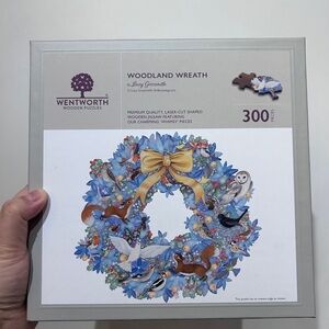 Wentworth Woodland Wreath 300-Piece Wooden Puzzle - Blue & Gold